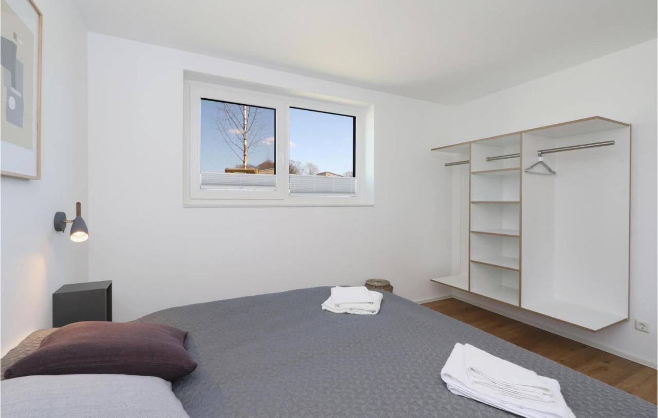 Beautiful Home In Lembruch-Duemmer See With Wifi ภายนอก รูปภาพ
